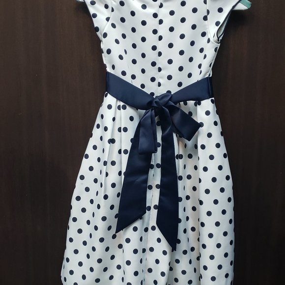 White and Navy polka dot dress. By Dorissa Size 6 Girls - Picture 4 of 12